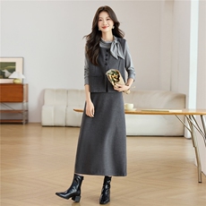 2025年秋冬季气质领结马甲半裙三件套既显高颜值又突显身姿显瘦，女装套装/套裙，江南富贵女