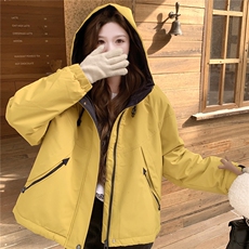冬装新款冲锋衣加厚加毛2C092-8811-P228-K328，女装风衣，2C092