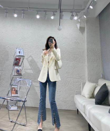 2??0??2??1??春款全面煥新??，女装，AMG