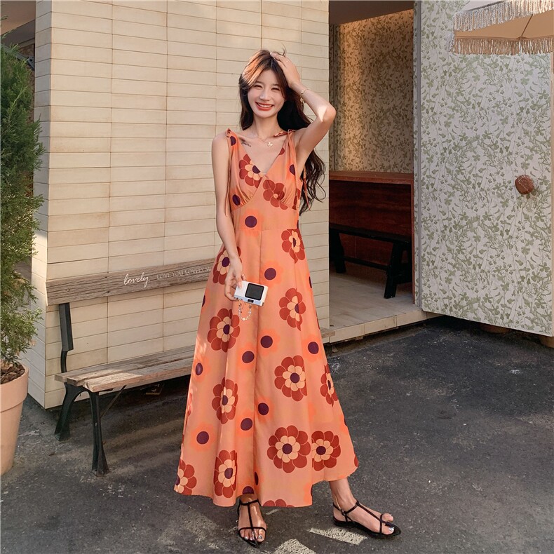 法式波西米亚风碎花橘色吊带连衣裙女夏2025新款独特漂亮超火长裙,女装连衣裙,2C122