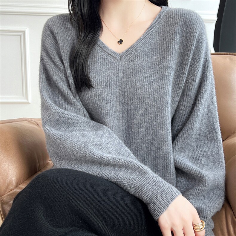 2024秋冬新款V领女纯色百搭套头毛衣宽松显瘦100羊毛打底衫,女装羊毛衫,蒙特羊绒