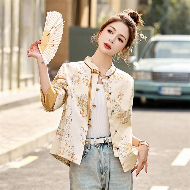 新中式国风印花短外套女2025春秋新款提花盘扣改良年轻款唐装上衣,女装短外套,伊仟回