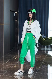 2022年新春款棒球服外套女休闲拼接棒球服时尚宽松洋气图片