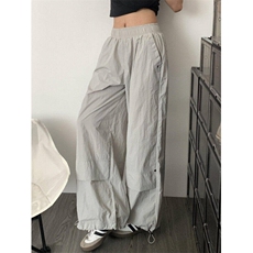 灰色