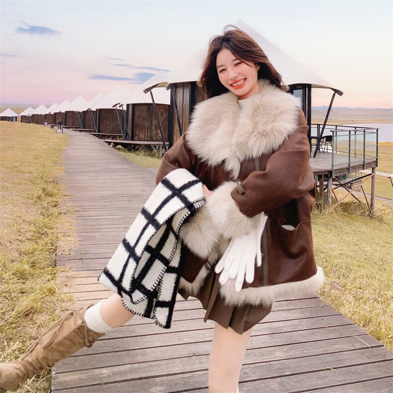 咖色美拉德穿搭复古毛绒拼接外套女2025冬季新款加厚保暖皮毛一体,女装棉衣/棉服,2B188