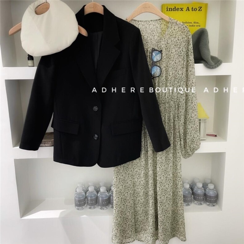 现货新款韩四色小西装，女装西装，ADHERE
