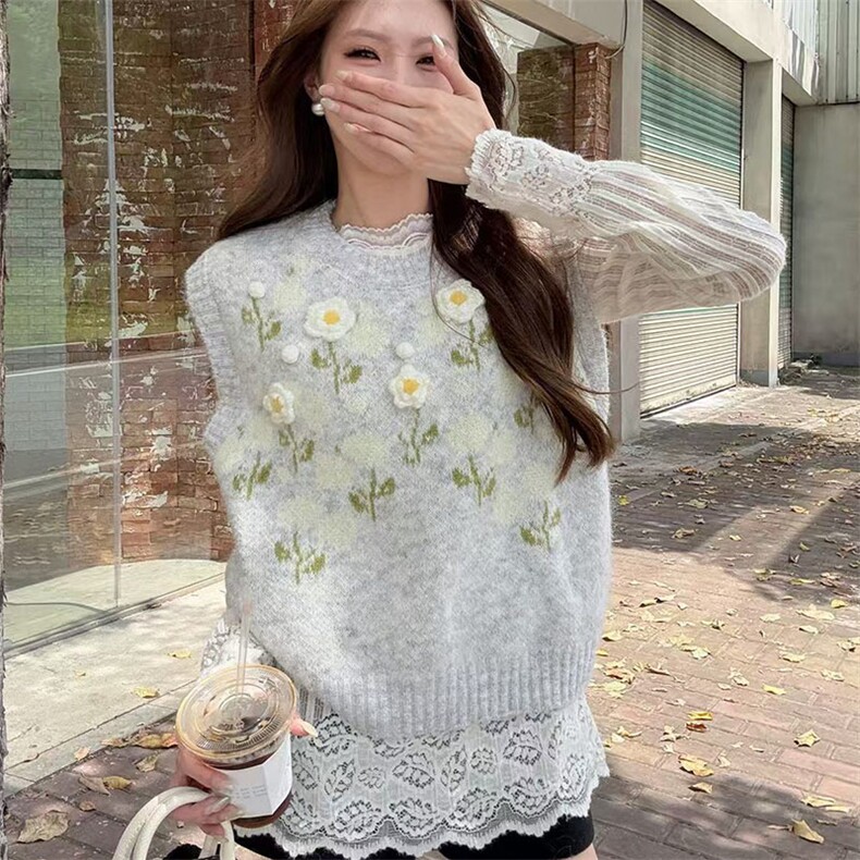 2025年秋季时尚百搭休闲花朵立体圆领马甲,女装马甲,萱芳婷羊绒