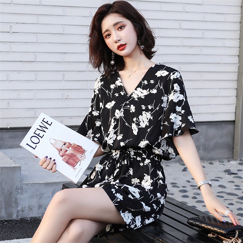 V领印花气质百搭收腰韩版夏季潮流短袖优雅连体裤,女装连体裤,微微衣阁