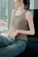 2024秋款女装纯色简约吊带背心时尚百搭显瘦内搭上衣，女装背心吊带，百越羊绒