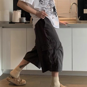 美式复古机能风伞兵工装短裤男女夏季新款休闲阔腿薄款阔腿七分裤图片