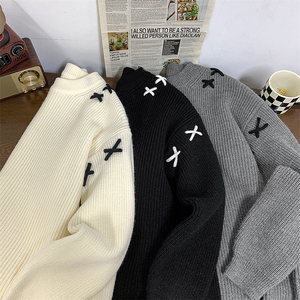 904-2-YY02-p55控88秋冬时尚设计感毛衣男女中性小熊刺绣圆领线衣图片