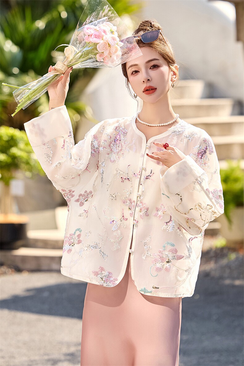 新中式国风外套女夏季清爽高级感重工刺绣名媛小香风薄款防晒上衣,女装短外套,众宇琦