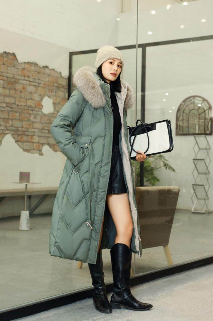 90白鸭绒狐狸毛领，两色四码，其它，伊艺不舍