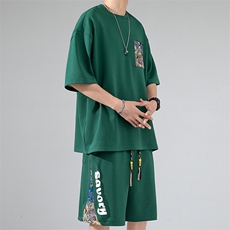 绿色