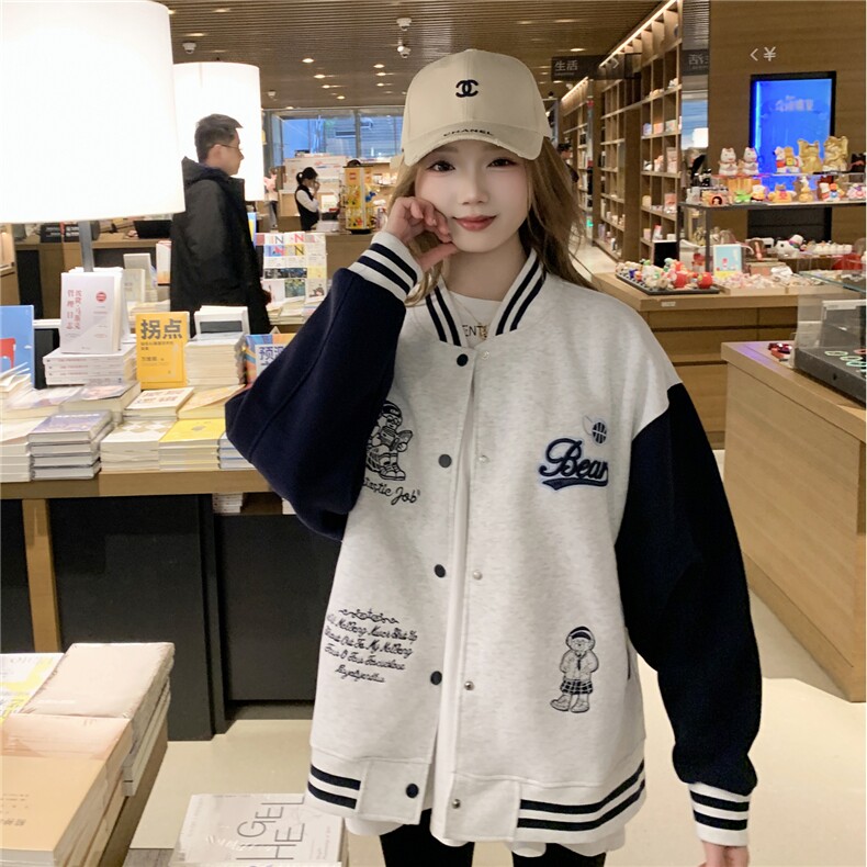 现货棒球服外套女2026春秋新款小个子超火休闲洋气减龄短款,女装卫衣/绒衫,网红馆