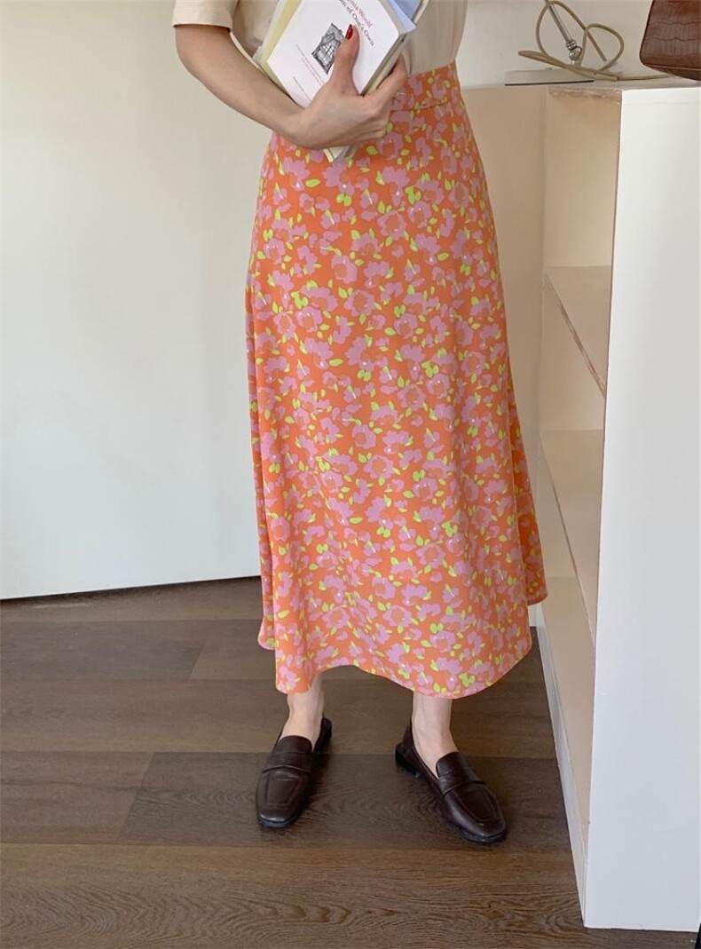 夏季新品/A字碎花半身裙，女装半身裙，Hello Tina