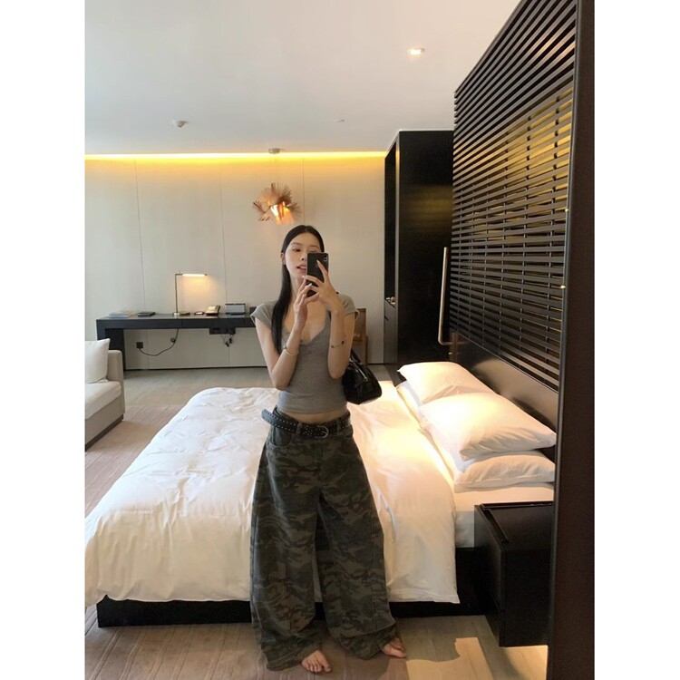 美式复古迷彩阔腿牛仔裤女夏季新款街头辣妹宽松廓形拖地弯刀长裤,女装休闲裤,星座218-8