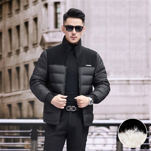 新款中年羽绒内胆派克服大衣男装一衣三穿拆卸羽绒内胆派克服外套图片