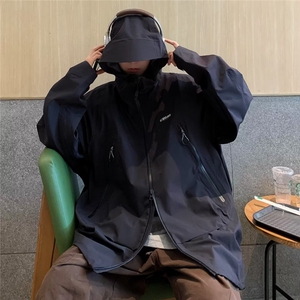 冲锋衣夹克男韩版潮连帽字母刺绣户外2025秋冬季ins外套W5062-P60图片