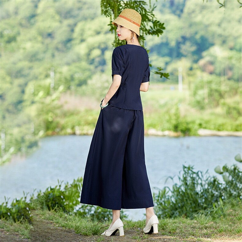 藏青色V领短袖衬衫阔腿裤两件套女夏季新款时尚气质显瘦穿搭套装,女装套装/套裙,水衣源