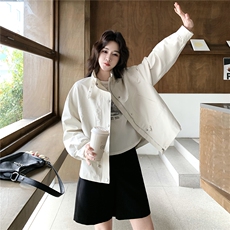 现货！现货！2026春季新款时尚宽松简约休闲短款外套女，女装短外套，2C306