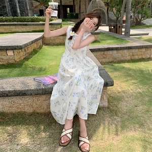 法式甜美碎花雪纺背心连衣裙女2025夏季新款韩版收腰显瘦桔梗长裙图片