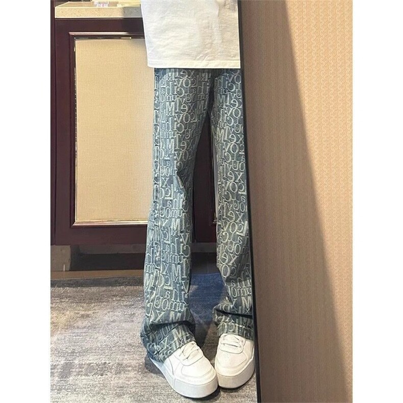 浅蓝色字母提花满印牛仔裤男款美式潮牌微喇裤子N8053-P45,男装牛仔裤,星座1001-1