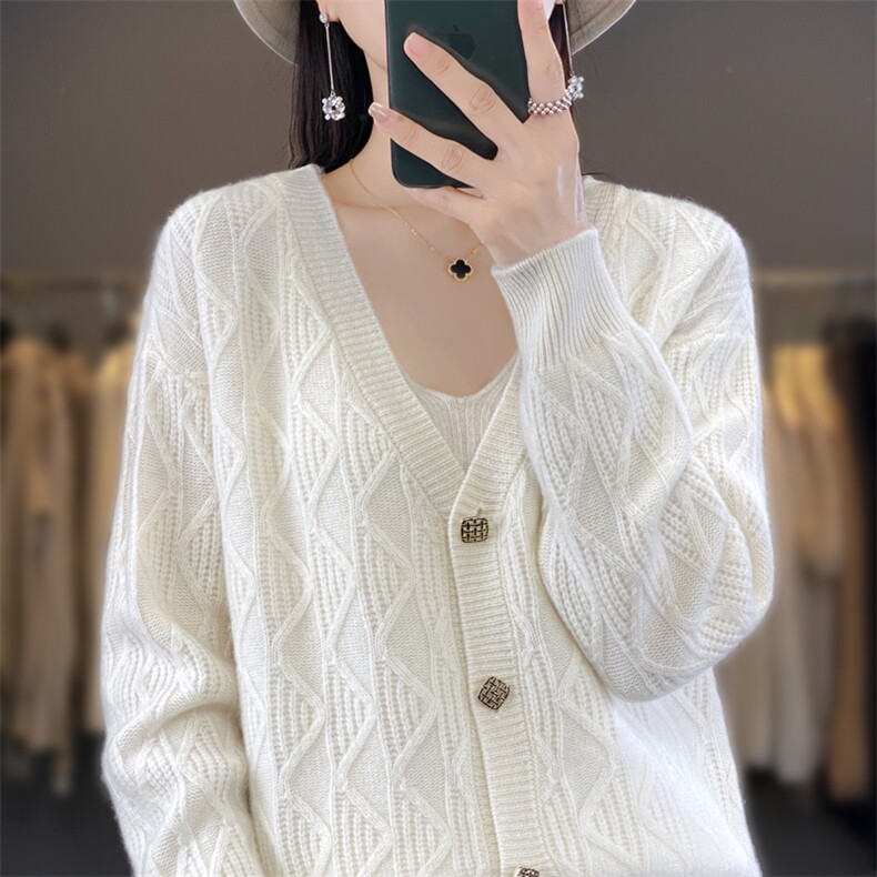 秋冬新款V领100%羊毛开衫女纯色绞花长袖毛衣宽松羊绒衫针织外套,女装羊毛衫,迅太羊绒