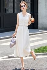 时尚气质无袖V领连衣裙女2025年夏季新款修身显瘦洋气减龄长裙子，女装连衣裙，润尚靓点