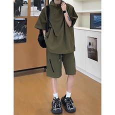 军绿色套装