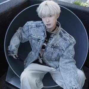 312-P63 美式小众水洗做旧短款牛仔外套男2025新款图片