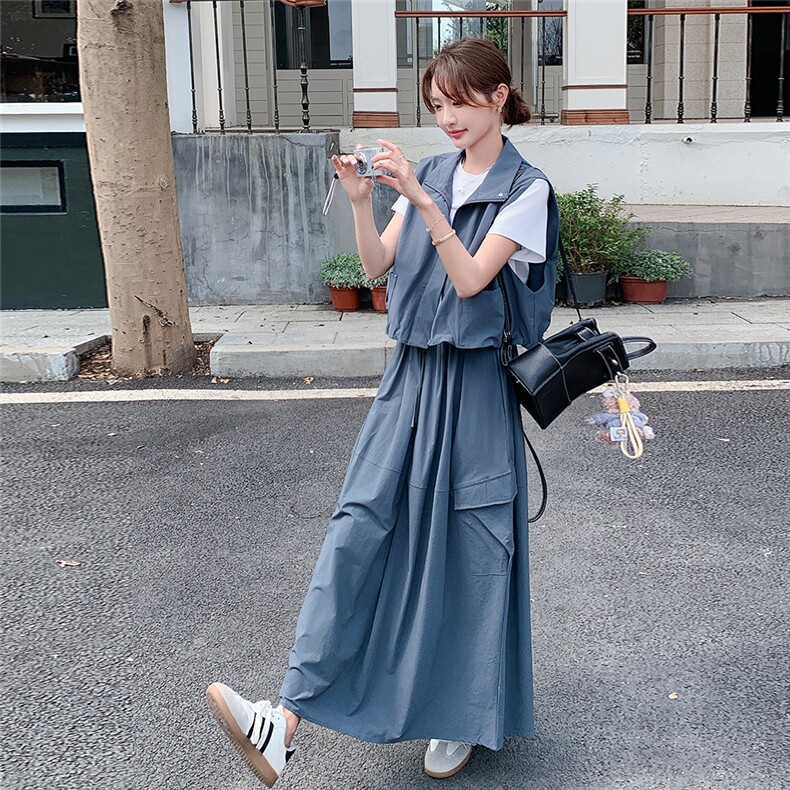 灰蓝色工装半身长裙子套装女夏季2025新款时尚休闲马甲T恤三件套,女装套装/套裙,辉之琳