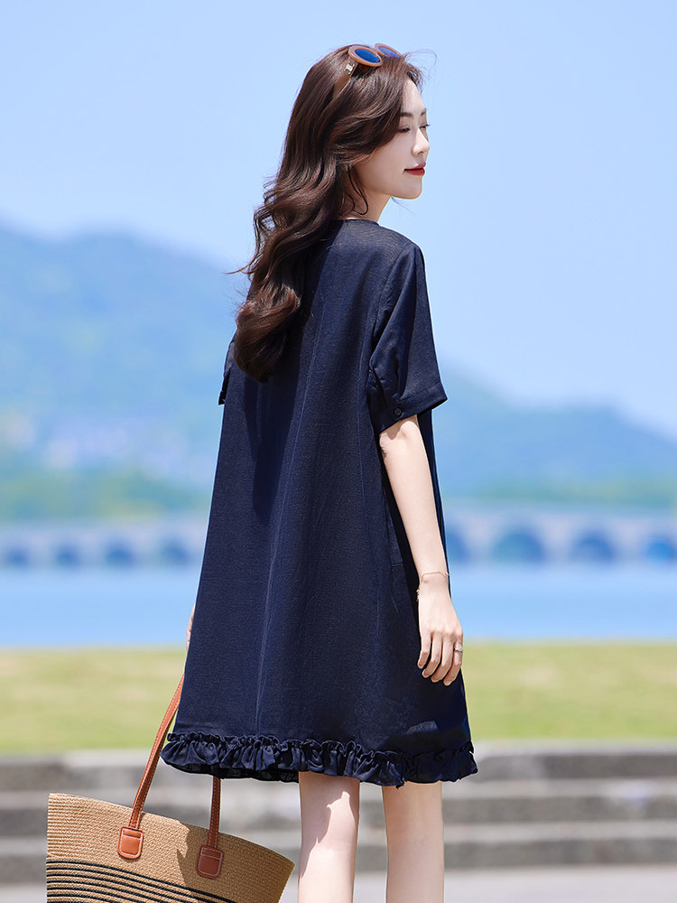 2025夏季新款女装时尚百搭圆领宽松显瘦设计感气质短袖法式连衣裙,女装连衣裙,靓衣阁