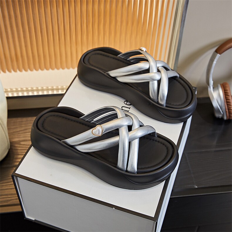 新款沙滩拖鞋2024夏季外穿时尚气质半拖女百搭爱心凉拖鞋厚底女鞋，女鞋拖鞋，电商A223