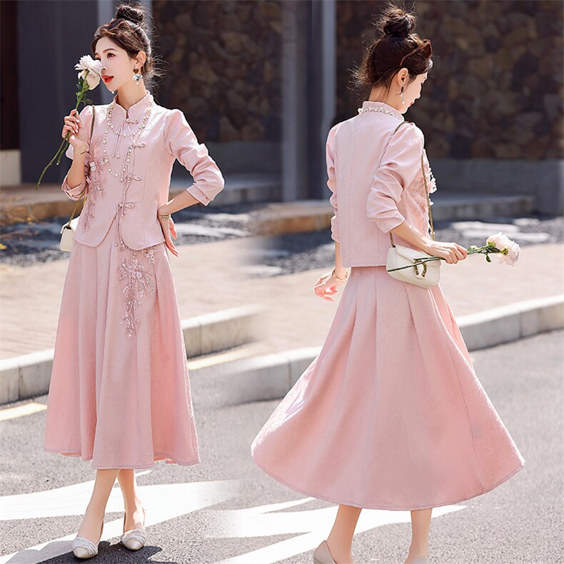 2025年春季新款新中式盘扣女装套装裙高级感半身裙两件套新中式，女装套装/套裙，冬木谷雨