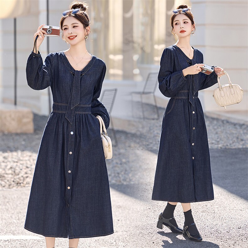 牛仔连衣裙女长款2025秋装新款韩版收腰显瘦气质减龄休闲牛仔裙图片