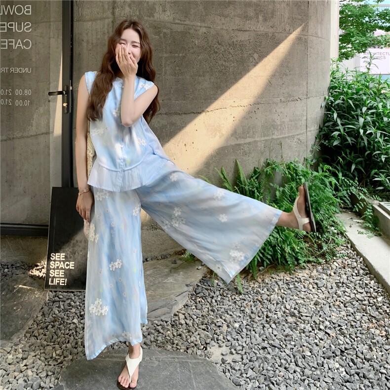 度假风碎花衬衫套装女2025夏季新款巨好看蓝色休闲阔腿裤两件套,女装套装/套裙,2C232