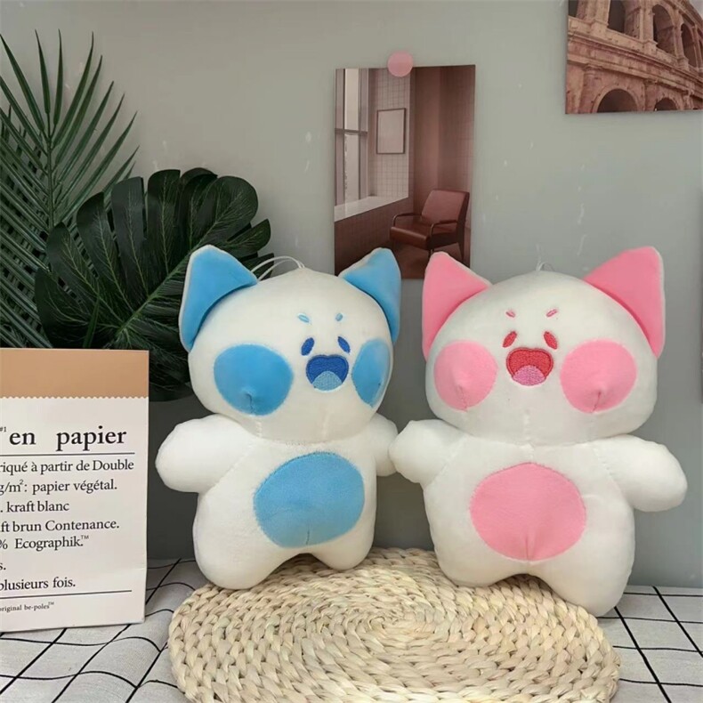 嘟嘟猫，威威毛绒玩具
