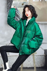 主打款亮面墨绿色羽绒服女新款小个子短款高端时尚90%白鸭绒图片