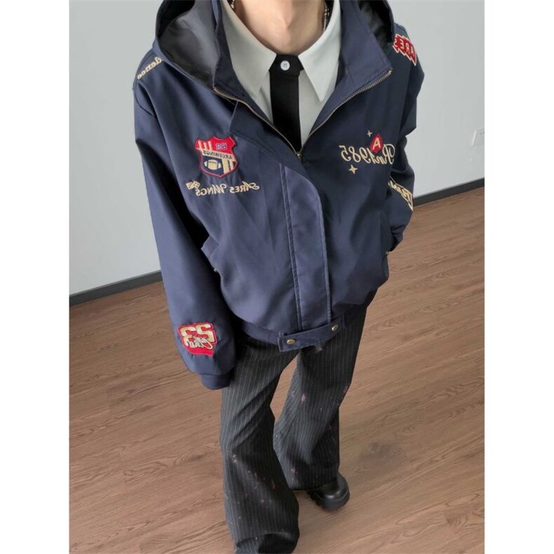 美式复古徽章字母刺绣外套男女春季潮牌宽松连帽小众飞行机车夹克图片