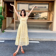 木耳边刺绣连衣裙女夏季2025新款高级感法式温柔风收腰显瘦长裙，女装连衣裙，2C087