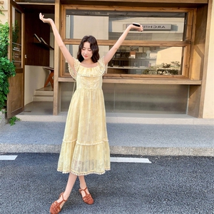 木耳边刺绣连衣裙女夏季2025新款高级感法式温柔风收腰显瘦长裙图片