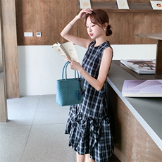 设计感复古格纹无袖背心连衣裙女2025夏季新款法式休闲减龄A字裙，女装连衣裙，2C278