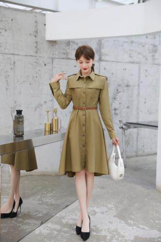 【现货】秋装新款风衣裙，女装风衣，萱萱家