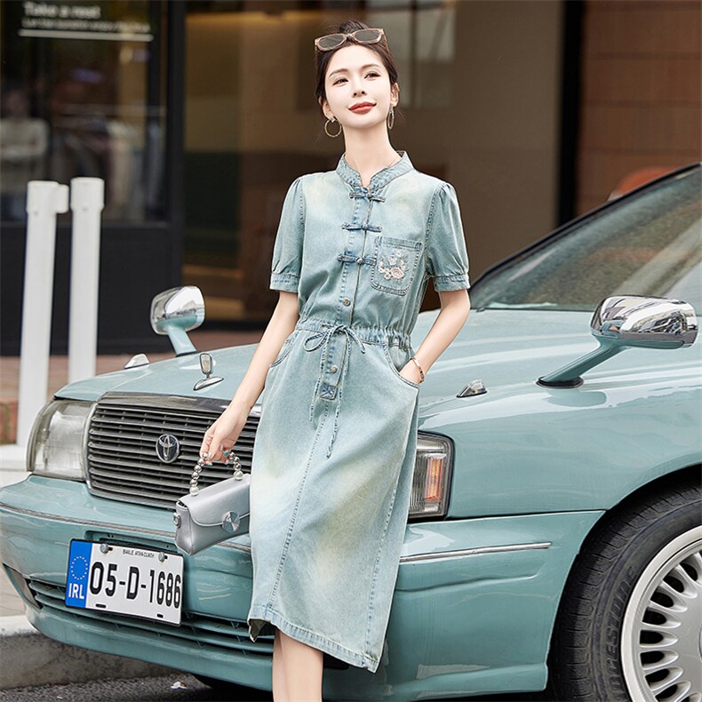 新中式国风牛仔连衣裙女2024夏季款时尚洋气薄款收腰显瘦短袖裙子,女装连衣裙,依路服饰