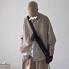 卡其色