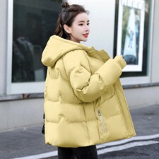 现货2022年冬季宽松长袖加厚纯色连帽短款棉衣，女装棉衣/棉服，深妍伊美