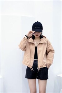 【现货】秋季新款休闲时尚外套,其它,水沱