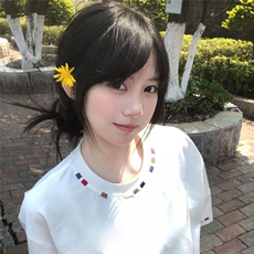 白色