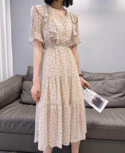 连衣裙到货，女装连衣裙，亮金金